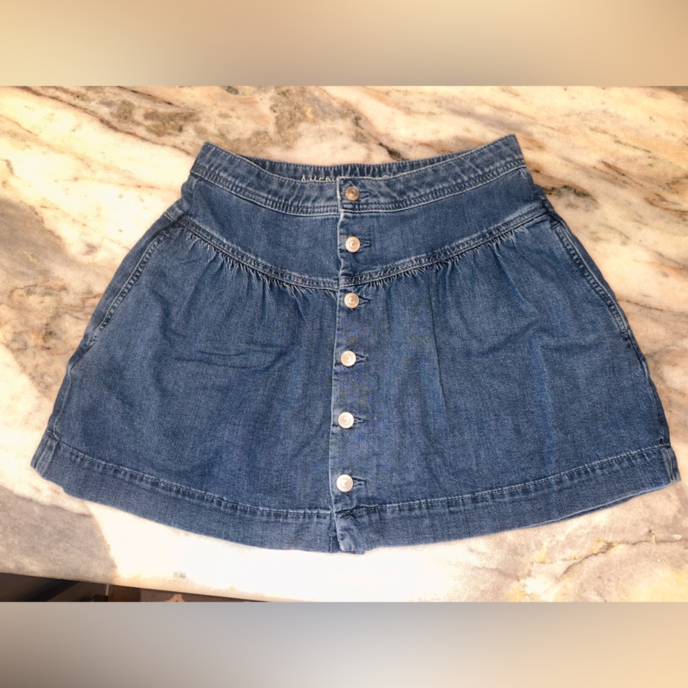 American Eagle Size‎ 8 Denim Button-Front Skirt - Picture 2 of 10